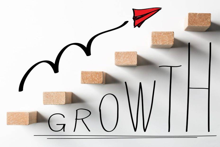 arrow up indicating growth