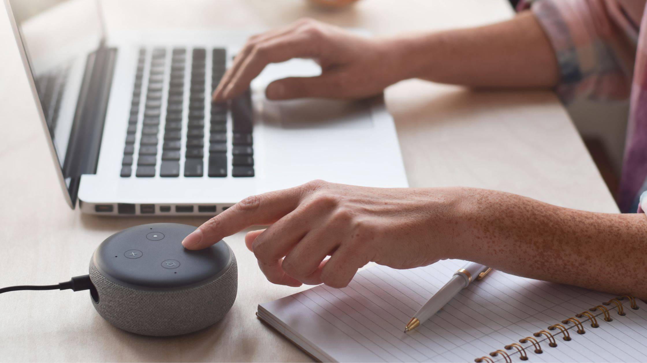 What Types of Advertising Does Amazon Offer?
